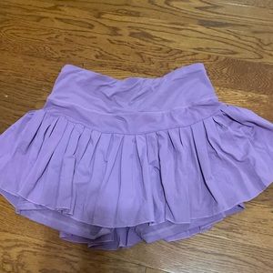 goldhinge skirt